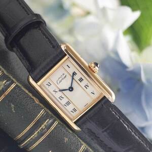 良品 カルティエ マストタンクSM 5057001 縦 ローマン ヴェルメイユ 新品ベルト 純正尾錠 レディース QZ CARTIER 腕時計 OH済1年保証