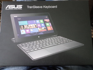 ASUS　Transleeve Keybord　MESLKBVI　タブレット　キーボード　未使用