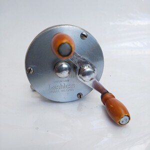 vintage BRONSON Lashless model no.1700 old reel USA バス ダイレクトリール ブロンソン ラッシュレス shakespeare pflueger heddon 