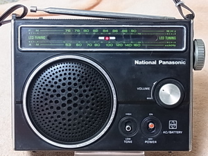 National Panasonic 【RF-577】 通電確認、ラジオ受信します 、画像からご判断ください 管理23021062