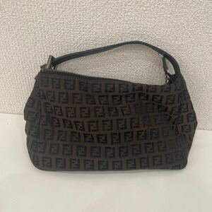 FENDI フェンディ ズッカ柄 ポーチ ポシェット 