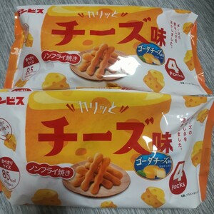 ギンビス カリッとチーズ４Ｐ ゴーダチーズ チーズ味 ノンフライ 2袋 チーズの美味しさを活かしました。 ノンフライ焼き 