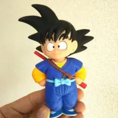 ドラゴンボール 　孫悟空　少年期　青道着　フィギュア　高さ約１５ｃｍ