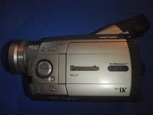 P002-02-03 Panasonic製液晶デジタルビデオカメラ NV-C7