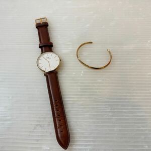 柏225☆【現状品】Daniel Wellington GENUINE LEATHER ダニエルウェリントン 腕時計 バングル 01050954973 classic B36R11☆