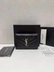 【雷市場（ポンジャン）商品韓国直送】 Saint Laurent(サンローラン) マトラッセ カード ミドルウォレット