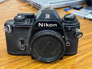 Nikon ニコン 「EM」ボディ　シャッターOK 