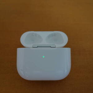 Apple純正 AirPods 第3世代用 Wireless Charging Case ワイヤレス充電器のみ