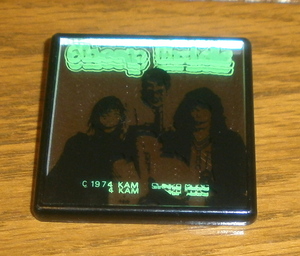 チープトリック　CHEAP　TRICK　1974年製バッジ　ヴィンテージ　RARE　激レア　昭和　当時物　4.1cm×4.1㎝　厚さ3㎜　送料無料