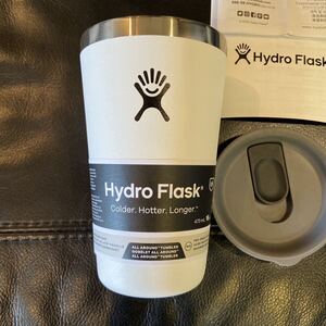 レア ハイドロフラスク メルセデスベンツ ＥＱコレクション 純正 Hydro Flask 保温保冷 新品 未使用 ステンレスボトル 16oz 水筒