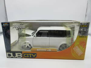 1/24 Jada TOYS　DUB CITY　トヨタ bB サイオン xB　ミニカー　ホワイト