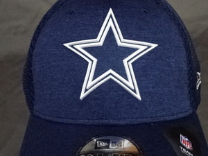 USA購入【NEWERA】【39THIRTY】NFLアメフト ダラス カーボーイズ【Dallas Cowboys】★ロゴマーク付 キャップ (M-L) ネイビー