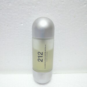 キャロライナヘレラ　212 オードトワレ　EDT 30ml CAROLINA HERRERA 212 キャロライ　ナヘレラ　送料無料