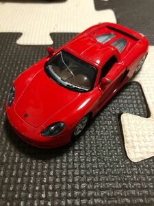 KiNSMART キンスマート ポルシェ Porsche Carrera GT 1/36 プルバック ミニカー 赤