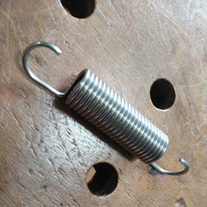 トヨタ　塩害対策　FJ60 FJ61 HJ47 HJ60 クラッチリターン用スプリング ステンレス製　landcruiser　clutch　return　spring　ランクル60