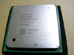 Intel Pentium4 2.4GHz 512/533 SL6PC Socket478(中古) 0691