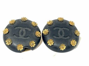 【中古】CHANEL シャネル　ココマーク　イヤリング　カメリア　ブラック　ゴールド　93A