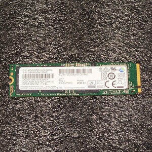 SAMSUNG PM981(MZVLB256HAHQ-00000) 256GB NVMe SSD フォーマット済み PCパーツ M.2 2280 動作確認済み 240GB 250GB