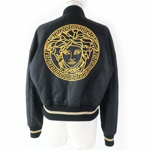 極美品◎VERSACE ヴェルサーチ 21年製 1002819 背面メデューサ刺繍 ボンバージャケット ブラック 38 イタリア製 正規品 レディース