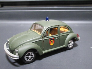 フォルクスワーゲン 1302 GAMA-MINI 艶消緑 ガマ イタリア製 1/43 VOLKSWAGEN VW MAID IN ITARY ドア開閉 レア品 