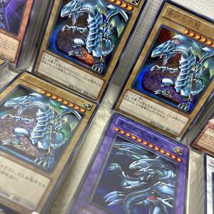 218/ 1点もの　遊戯王カード　大量　まとめ売り　ノーマル　スーパー　光物など　ウルトラ　デッキ　サブ　環境対策　パーツ　在庫処分