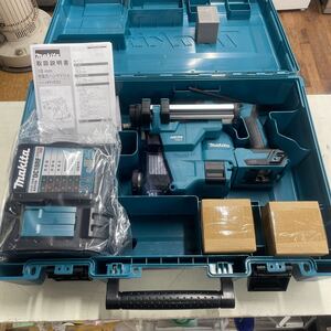 UTT136【新品未使用★】makita マキタ 18V 6.0Ah 18mm 充電式 ハンマドリル HR183DRGXV 集じんシステム付 バッテリー2個 充電器付