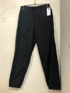 90s NIKE ナイロンパンツ　S 黒同色黒スオッシュ刺繍　裾リブ　裾ジップ　裏メッシュ