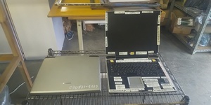 2A【石030821-3(2)再】東芝ノートバソコンdynabook-AIO ジャンク品本体のみ　PAS10N-0W01K　OSWindowsXP 空冷フャンの他故障