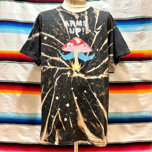 ARMS UP！ キノコ プリント ブリーチ Tシャツ 検索: 古着 Hippie ヒッピー マッシュルーム タイダイ Tiedye