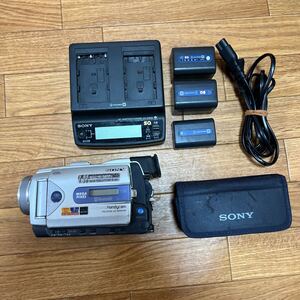 SONY ソニー デジタルビデオカメラ ハンディカム DCR-TRV50 三脚 バッテリー バッグ付き 通電済み