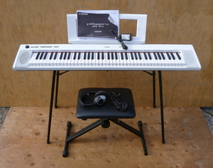 YAMAHA　電子キーボード　Piaggero　NP-32　中古　ヤマハ