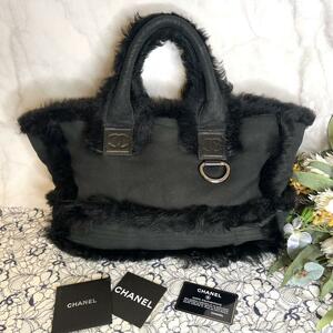 CHANEL シャネル【美品】ムートン トートバッグ