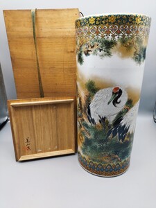 TKS−623　時代物　明治大正時代　九谷焼の名工　清水美山作品　超細密盛上げ金彩花瓶　花入　高さ35cm　径15cm