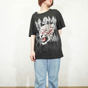 USA VINTAGE DEF LEPPARD PRINT DESIGN BAND T SHIRT/アメリカ古着デフレパードデザインバンドTシャツ