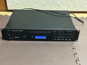 TASCAM CDプレーヤー　 CD-200BT 中古現状品