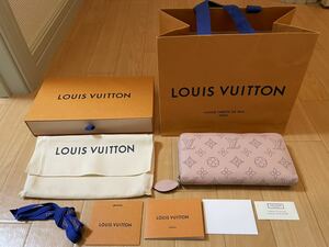 LOUIS VUITTON ルイ ヴィトン ジッピー ウォレット マグノリア マヒナ レザー モノグラム パンチング ピンク 長財布 ルイヴィトン M61868