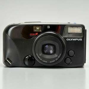 オリンパス〈IZM 220〉★完動品★ 新品電池付き　35mmフイルムカメラ　OLYMPUS IZM 220 PANORAMA ZOOM　28〜56mm　コンパクト