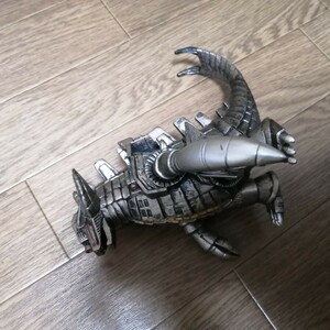 ウルトラ怪獣　グランドキング　ソフビ　フィギュア