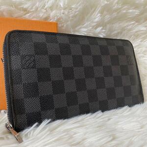 美品 ルイヴィトン LOUIS VUITTON ダミエグラフィット オーガナイザー ジッピーウォレット N60111 ブラック 黒 長財布 レザー メンズ