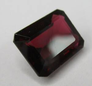 J-254　ガーネット　エメラルドカット　ルース　宝石　6.65ct 　