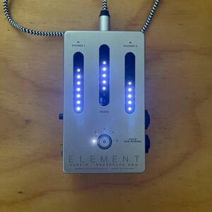 Darkglass Electronics ELEMENT CAB SIM/Headphone Amp ギター/ベース用IRキャビネットシミュレータ B級品