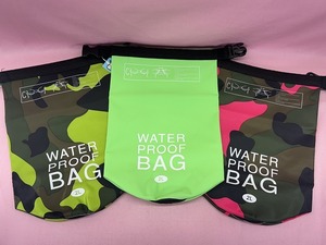 241225●○未使用　WATER PROOF BAG　2L　3点セット　多機能　防水バッグ　現状品○●