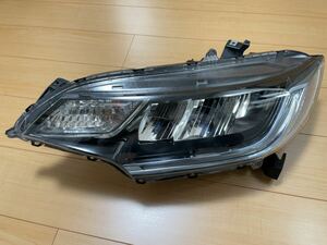 GP5/GP6フィット　ハイブリッド　後期　LED Fit 左ヘッドライト 33150-T5A-N32 コーティング済み　GK