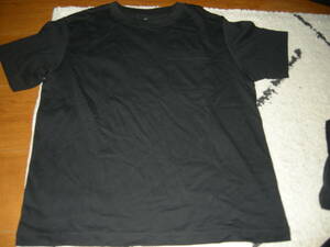 GU１５０　黒Tシャツ