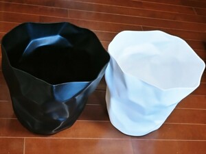 送料無料　BINBIN　ビンビン　ゴミ箱　ごみ箱　ダストボックス　ホワイト　ブラック　白黒２個セット　スペースエイジ　ミッドセンチュリー