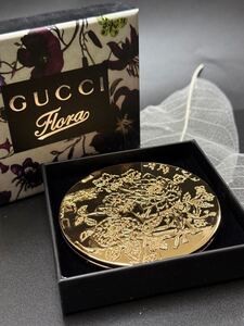 非売品 グッチ GUCCI コンパクト 両面ミラー ミラー ゴールド 花模様