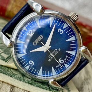 【レトロなデザイン】★送料無料★ オリス ORIS メンズ腕時計 ブルー シルバー 手巻き ヴィンテージ アンティーク