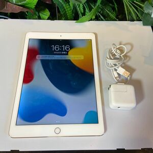 ［美品］Apple iPad Air 第2世代/32GB/SIMフリー/Wi-Fi+Cellular/ゴールド