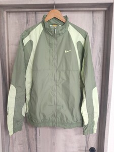 L 新品 NIKE×NOCTA NYLON TRACK JACKET ナイキ ノクタ ナイロンジャケット 緑 グリーン トラックジャケット FN7666-386 ドレイク DRAKE