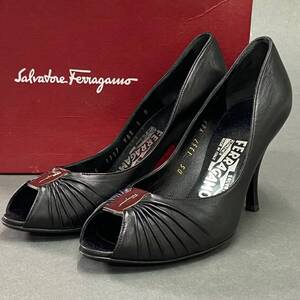 9a10 《美品》 Salvatore Ferragamo サルヴァトーレ フェラガモ TIBERIA VARA ヴァラ オープンパンプス 35 レザー サンダル シューズ